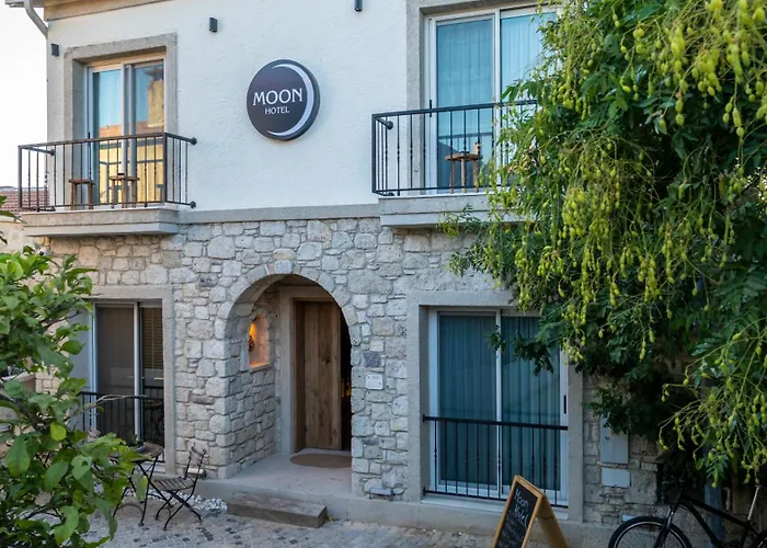 Moon Alacati Çeşme